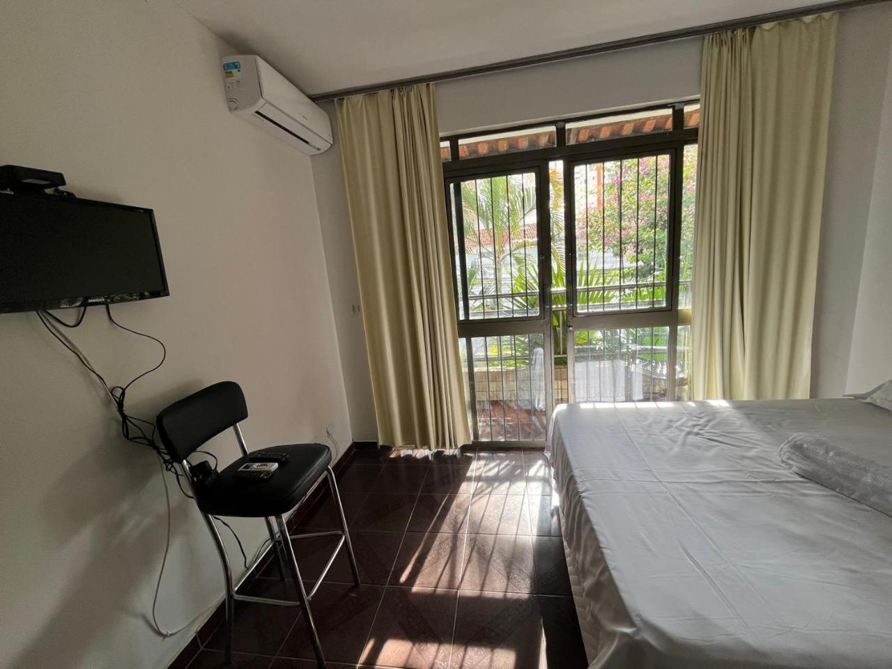 Casa Quintal Bueno! 5 Quartos Com Ar Split E Internet Ultra! Perto Do Melhor De Goiania! Marista Parques Areiao E Vaca Brava Hospital Premium Mater Dei Blue Fit Perdomo Goiania Shopping! Exteriér fotografie